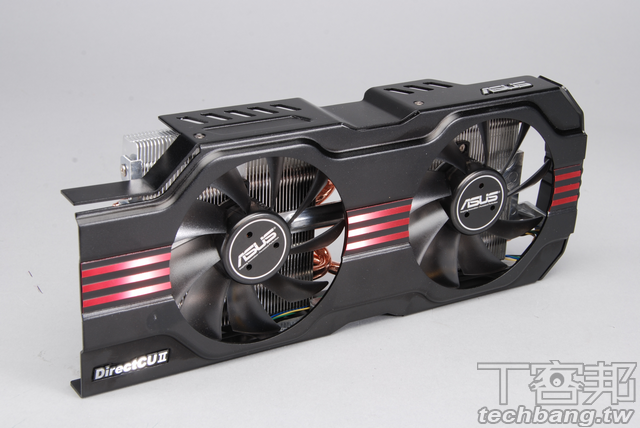 3層巨獸卡，Asus ENGTX 580 Direct CU II