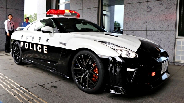 敢暴走試試看！日本首輛 Nissan R35 GT-R 警車正式服役 | T客邦