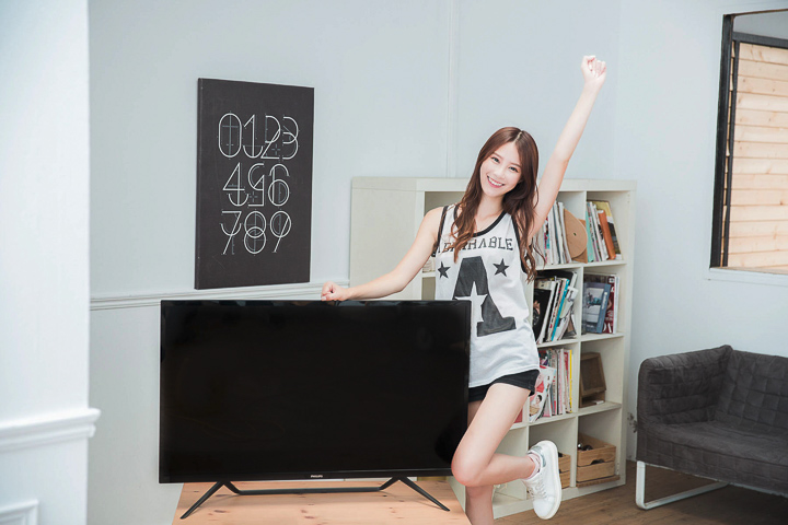 4K HDR 超高解析,流光溢彩美麗視界,Philips 液晶顯示器 436M6VBRAB 亮眼登場