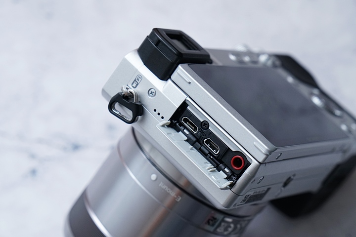 攝錄輕旗艦 Sony A6400 隨身相機動手玩