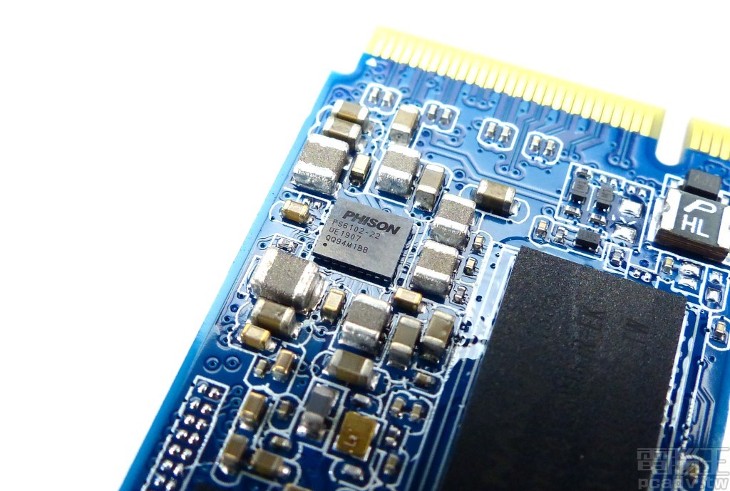 ▲ 電源管理轉換整合晶片為 PS6102-22。