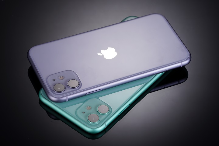 iPhone 11