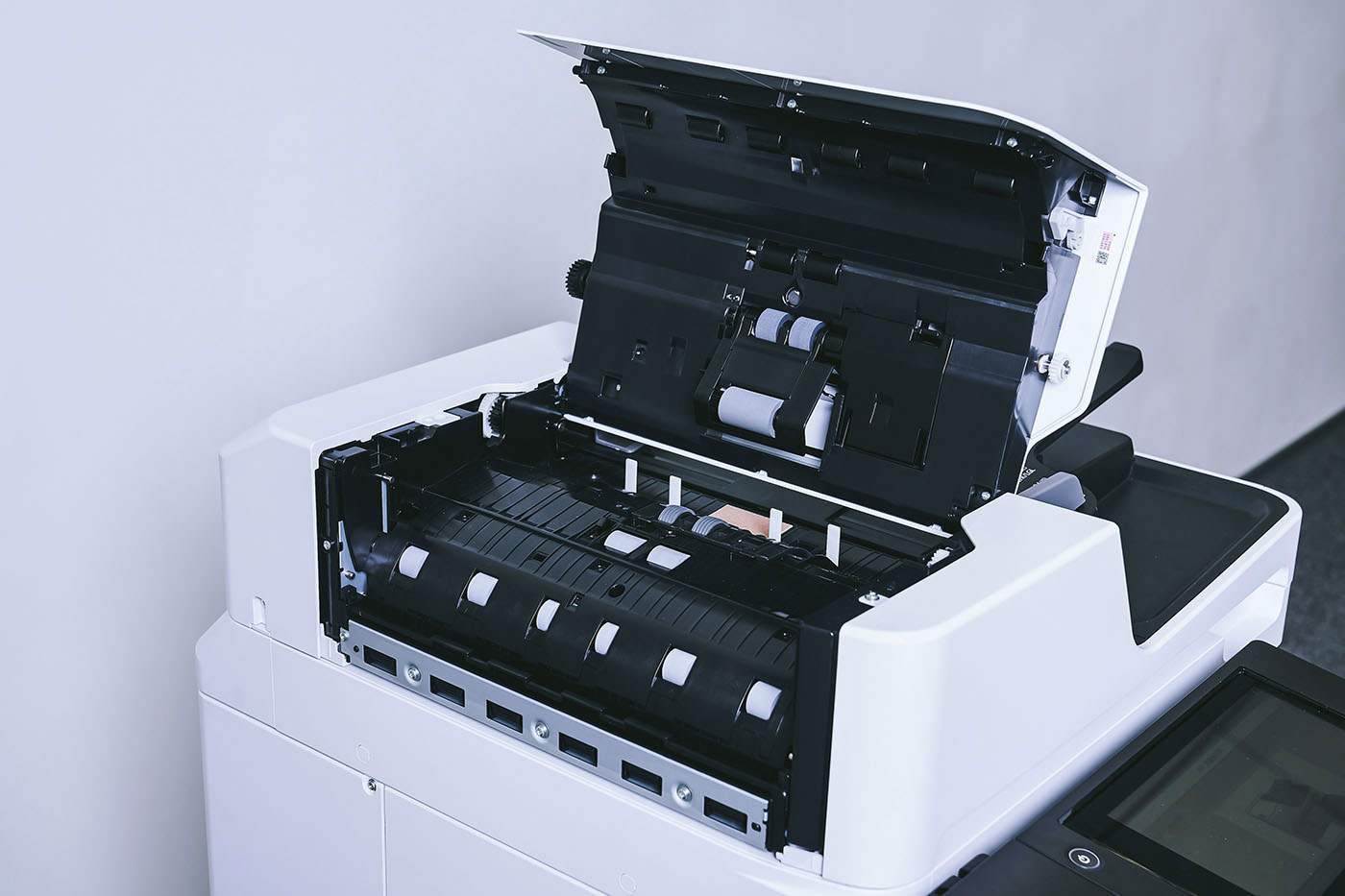 高效生產力，綠能更環保：EPSON 免加熱極速影印機 WF-C21000 一手實測報告！