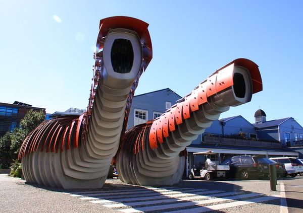 日本透明公廁火了，這些「全球最美公廁」你上過幾個？