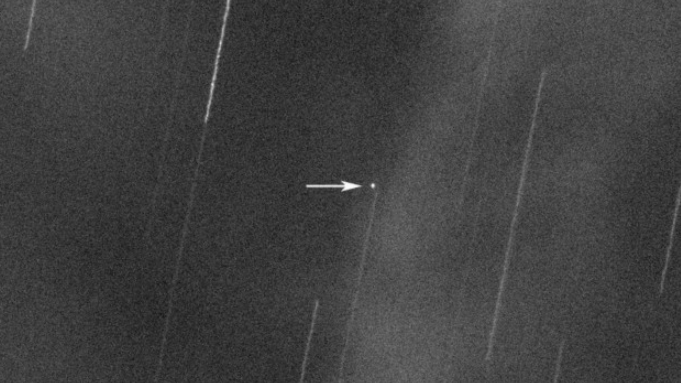 NASA退役許久的阿公級衛星，在56年後被影片記錄下如何重返地球大氣層並燃燒解體