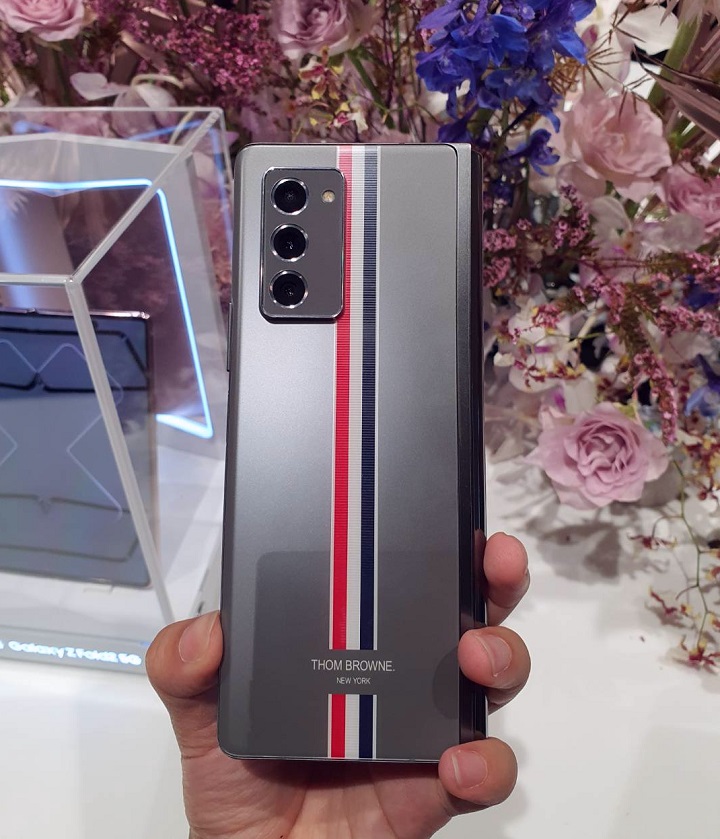 galaxy fold 2 thom browne