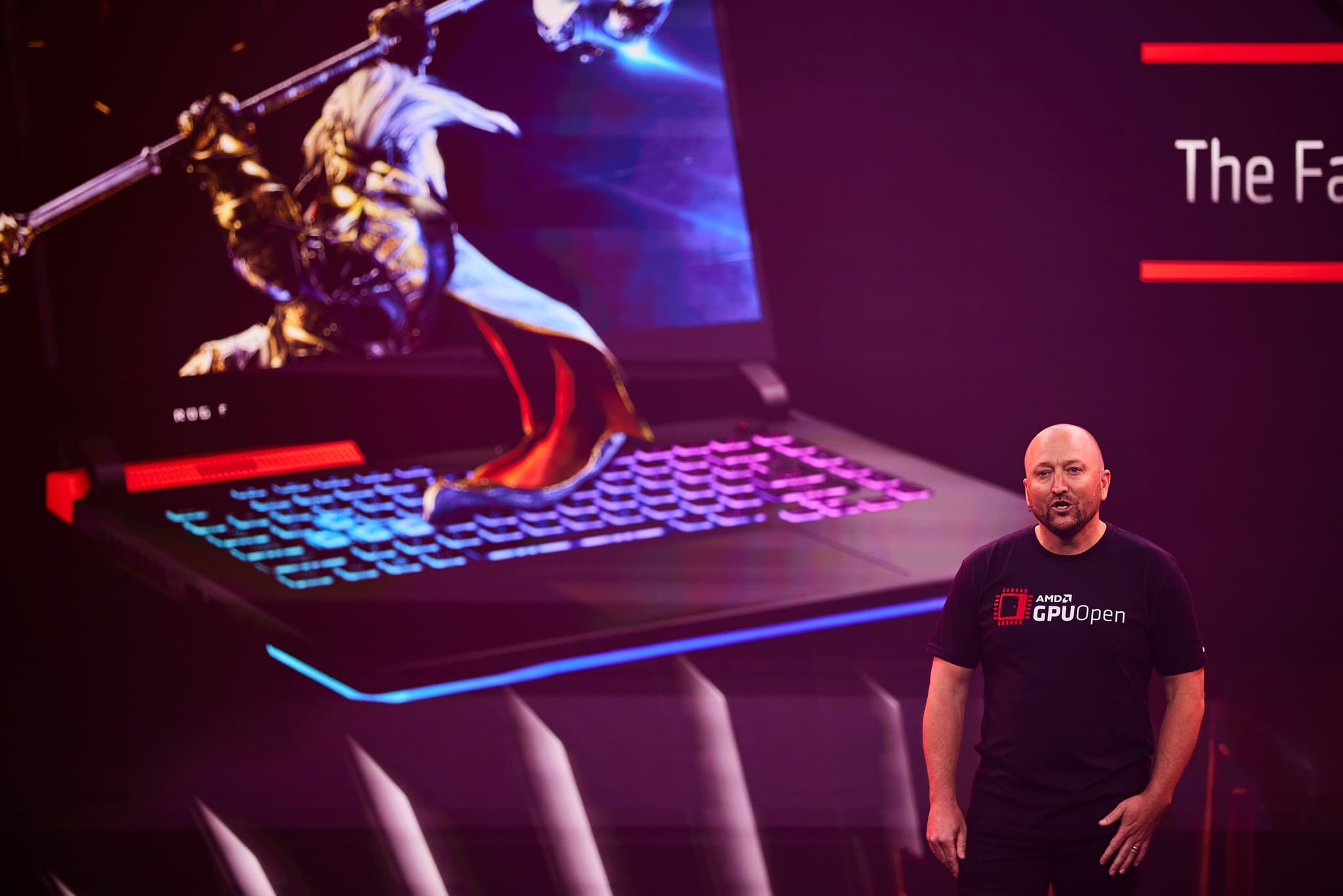 AMD全球副總裁暨繪圖事業群總經理Scott Herkelman指出，Radeon RX 6000M系列行動顯示卡提供多達1.5倍的世代效能提升