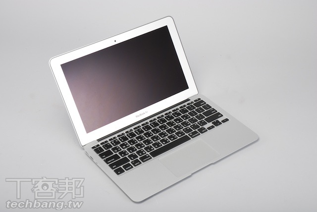 2011年新版11吋MacBook Air 實測，雙倍效能出擊| T客邦