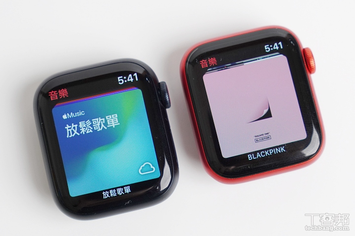 左為 Apple Watch Series 7，右為 Apple Watch Series 6