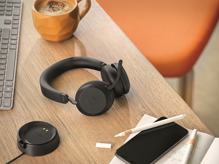 Jabra 新一代商務降噪耳機 Evolve2 75 亮相，滿足日常聽與會通話