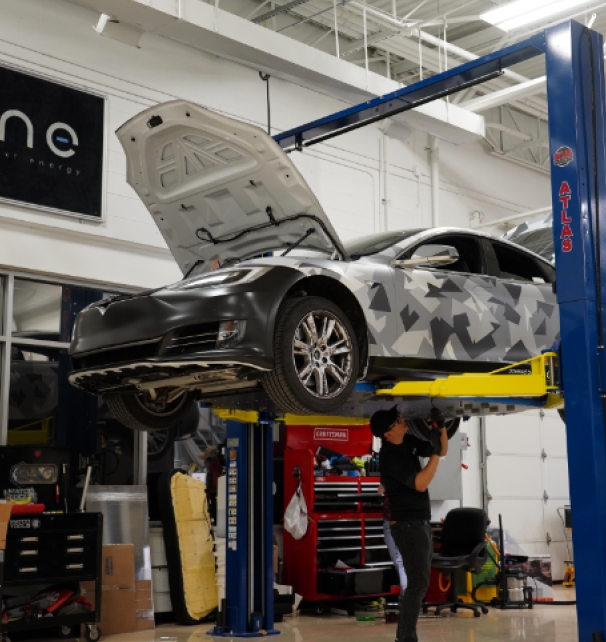 電池商為特斯拉Model S打造副廠電池，續航力暴增至1210公里
