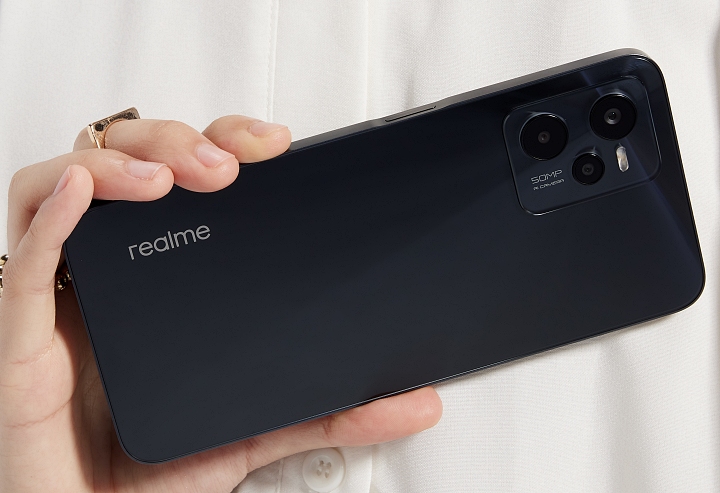 realme C35 入門新機發表，5990 元就有 5000 萬畫素 AI 三鏡
