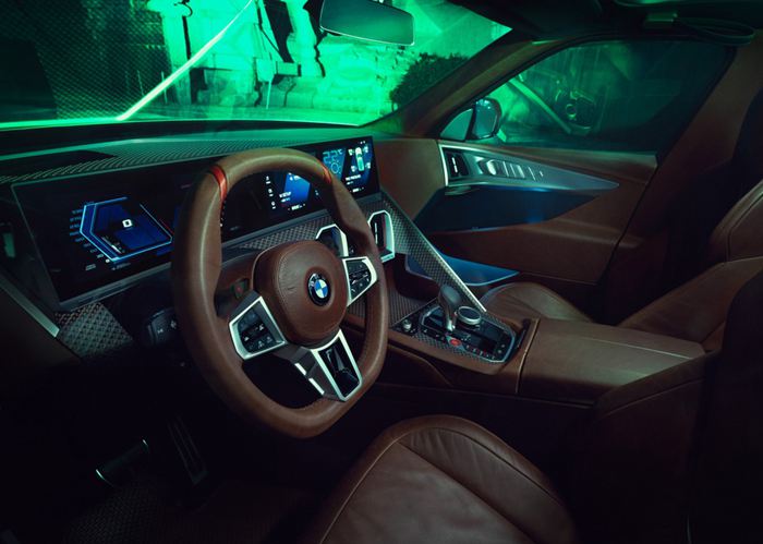 BMW插電M系列休旅快來了，BMW XM量產版曝光、鼻尺寸變更大