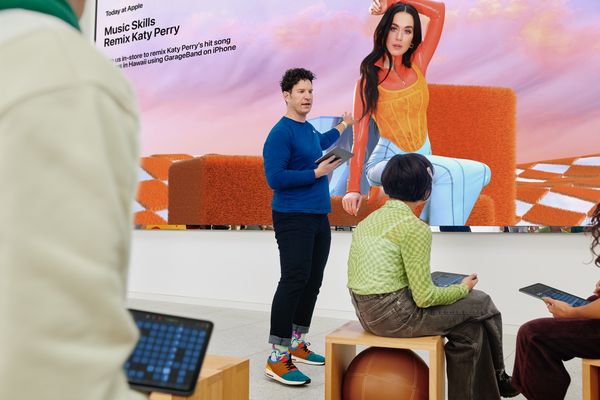 GarageBand推出Katy Perry和SEVENTEEN的全新app內「混音課程」