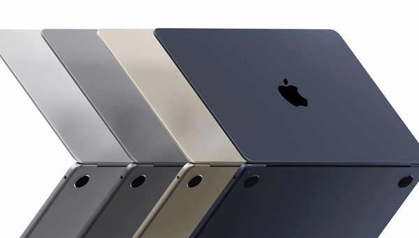 要選擇新色 MacBook Air，除了午夜色之外，還有星光色，至於銀色和太空灰色就是過去常見的顏色。