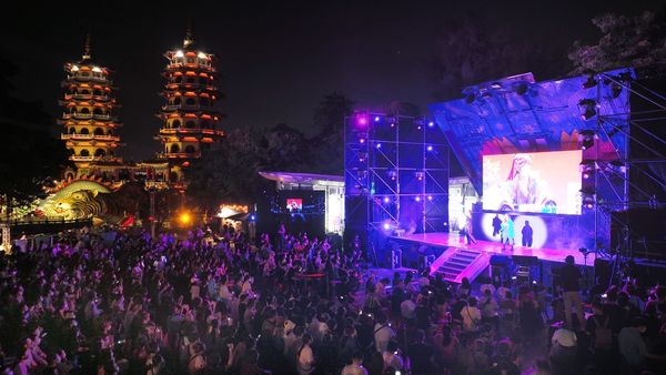 高市府聯手HTC舉辦全台最大霹靂布袋戲5G戶外音樂會