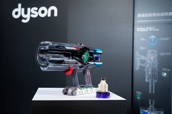 Dyson 發表 Gen5Detect 無線吸塵器！首款可捕捉並過濾 H1N1 病毒，售價 $ 28,900 元