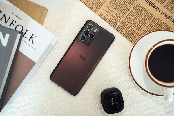 HTC U23 pro億級畫素手機，即日起三大電信式開賣