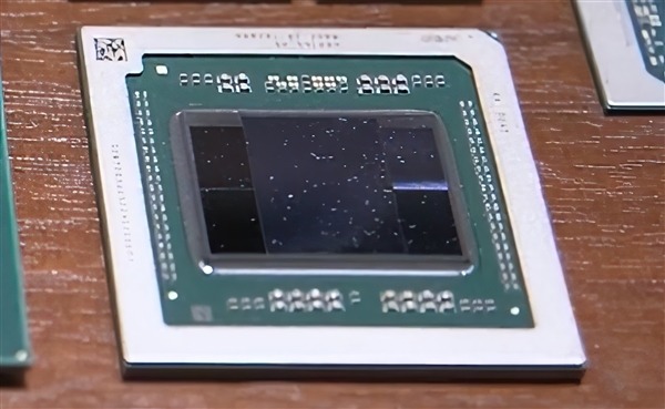 AMD RX 7800 XT顯示卡模擬測試：這牙膏也擠得太省了