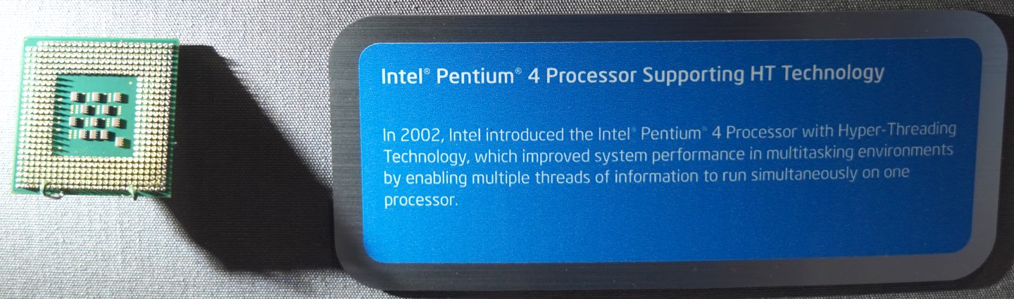 2003年推出代號為Northwood的Pentium 4處理器支援超執行緒（Hyper-Threading，HT）功能，可以同時執行2條執行緒，大幅提升多工效能。