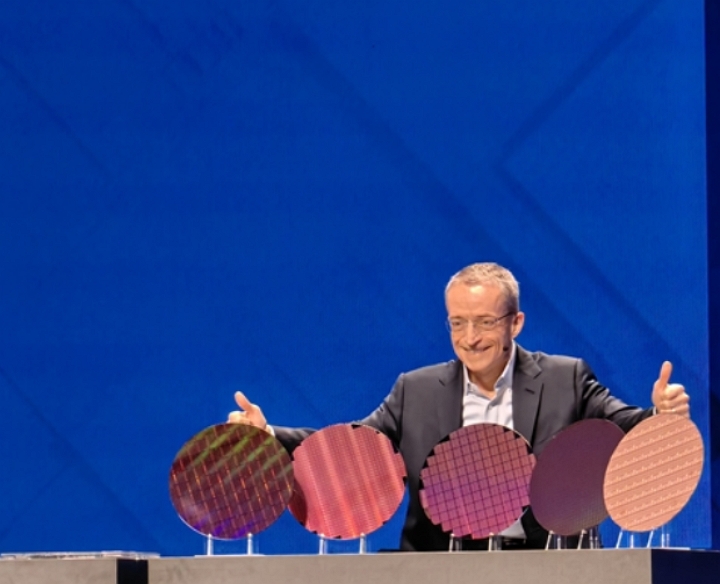Intel Foundry正式成立：14A 1.4nm領銜，目標在2030成為第二大晶圓代工廠