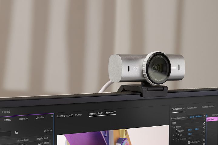 Logitech 發表全新個人高階商務 MX Brio 4K ULTRA HD 網路攝影機，內建 AI 校正，建議售價 6,990 元。