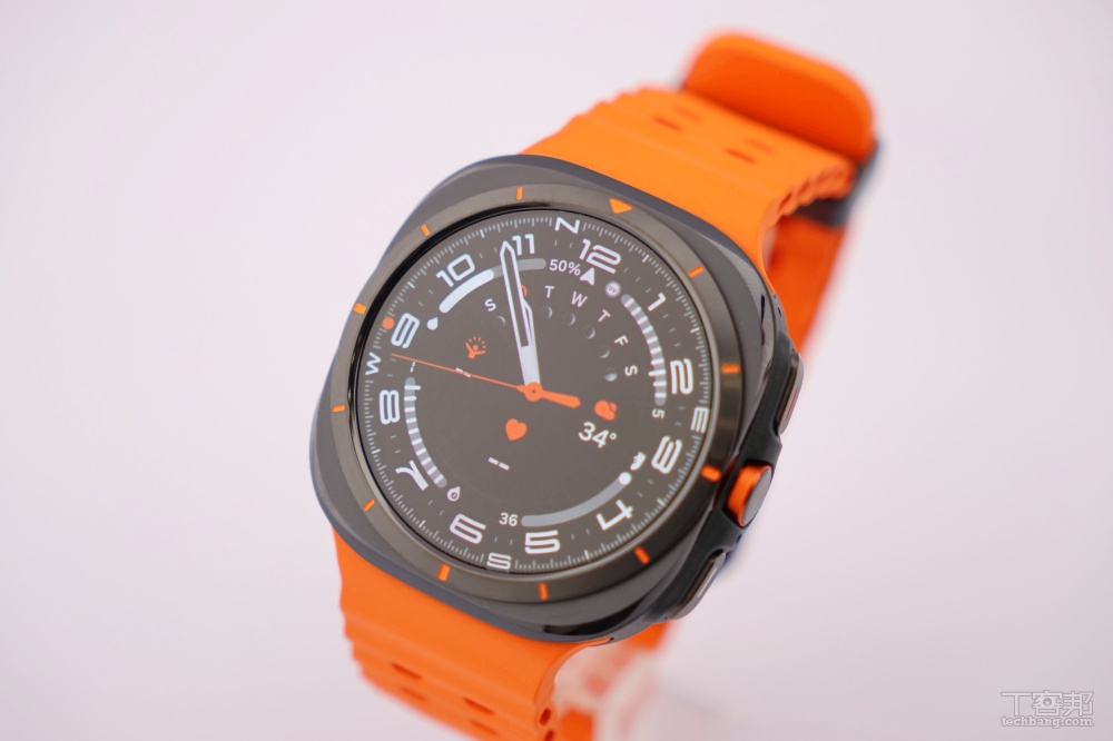 三星 Galaxy Watch Ultra 來了：對標 Apple Watch Ultra，強化健康紀錄、支援 10ATM 防水