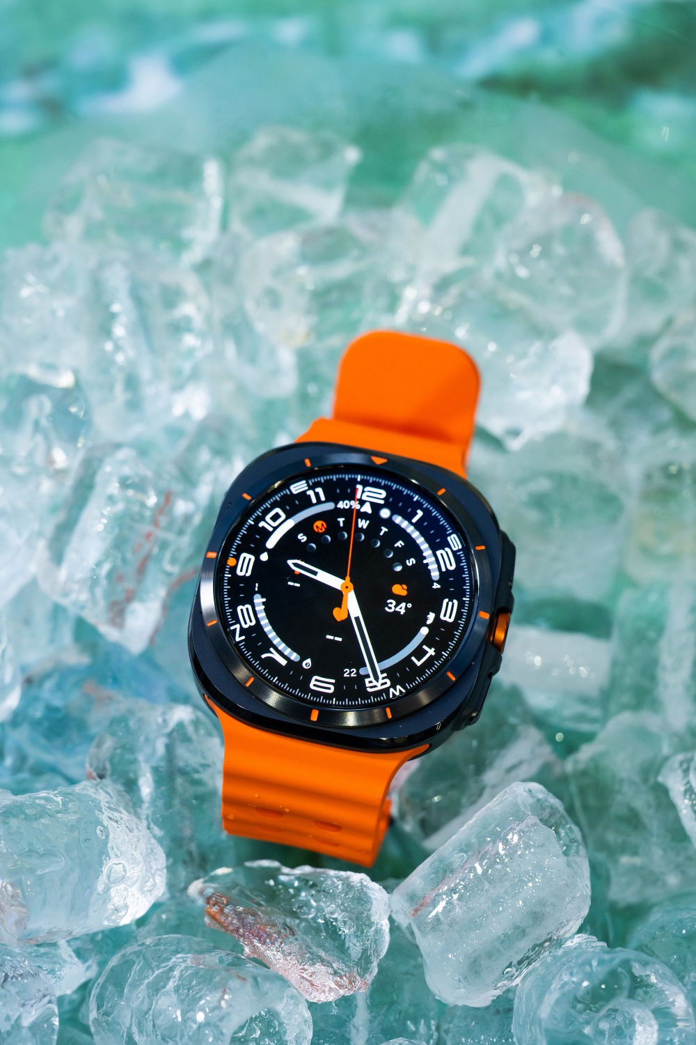 三星 Galaxy Watch Ultra 來了：對標 Apple Watch Ultra，強化健康紀錄、支援 10ATM 防水