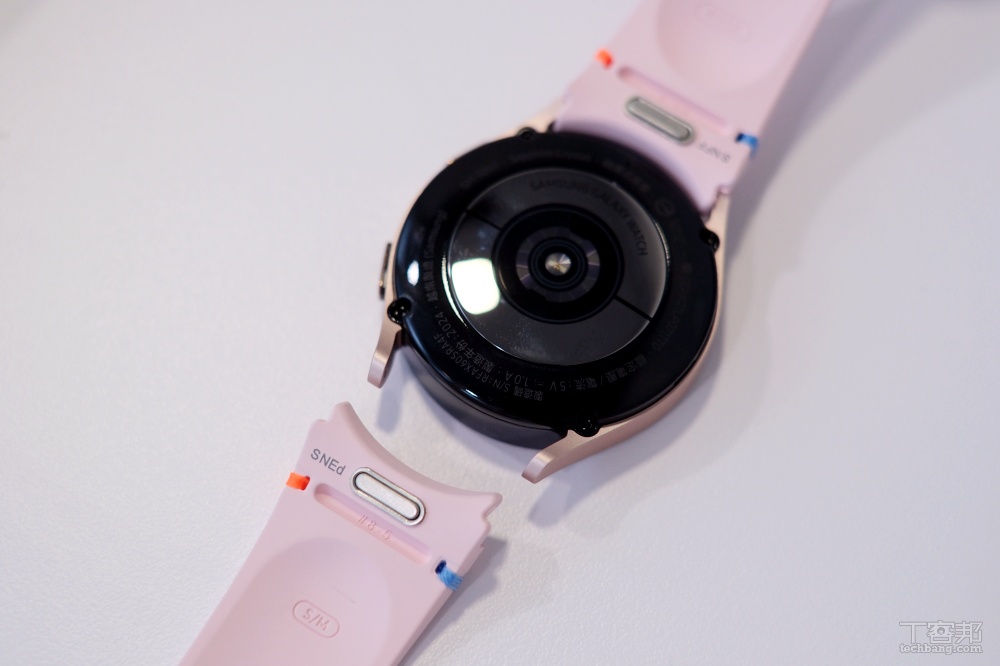 三星 Galaxy Watch FE 開箱評測：價格親民、功能全面的智慧錶，售價5,990元