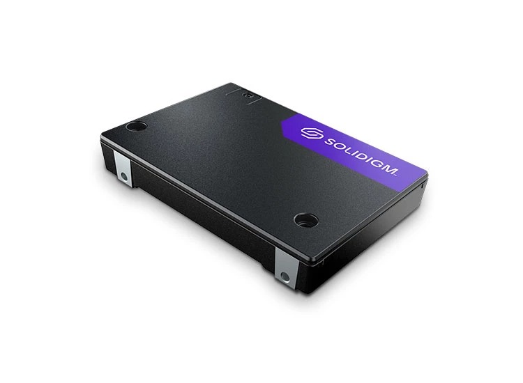 Solidigm 推出全新 D7 系列資料中心固態硬碟 D7-PS1010 和 D7-PS1030，專為 AI 資料傳輸打造