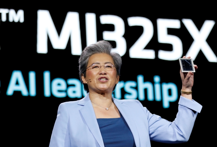 AMD Advancing AI 2024：企業級CPU、GPU大更新，推出定義 AI 時代的解決方案