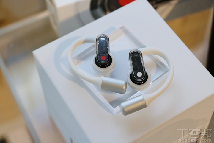 Nothing Ear (open) 在台推出：旗下首款開放式耳機、整合 ChatGPT，售價 $5,690 元