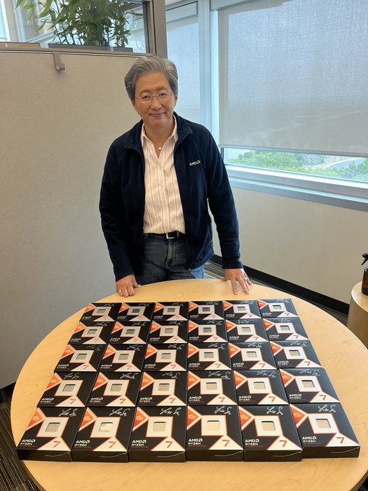 Ryzen 7 9800X3D已在亞馬遜、新蛋等電商完售，大幅領先 Intel Core Ultra 9 285K