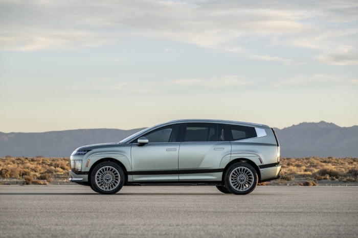 空間與創新兼具，現代汽車推出 Ioniq 9 電動三排座 SUV
