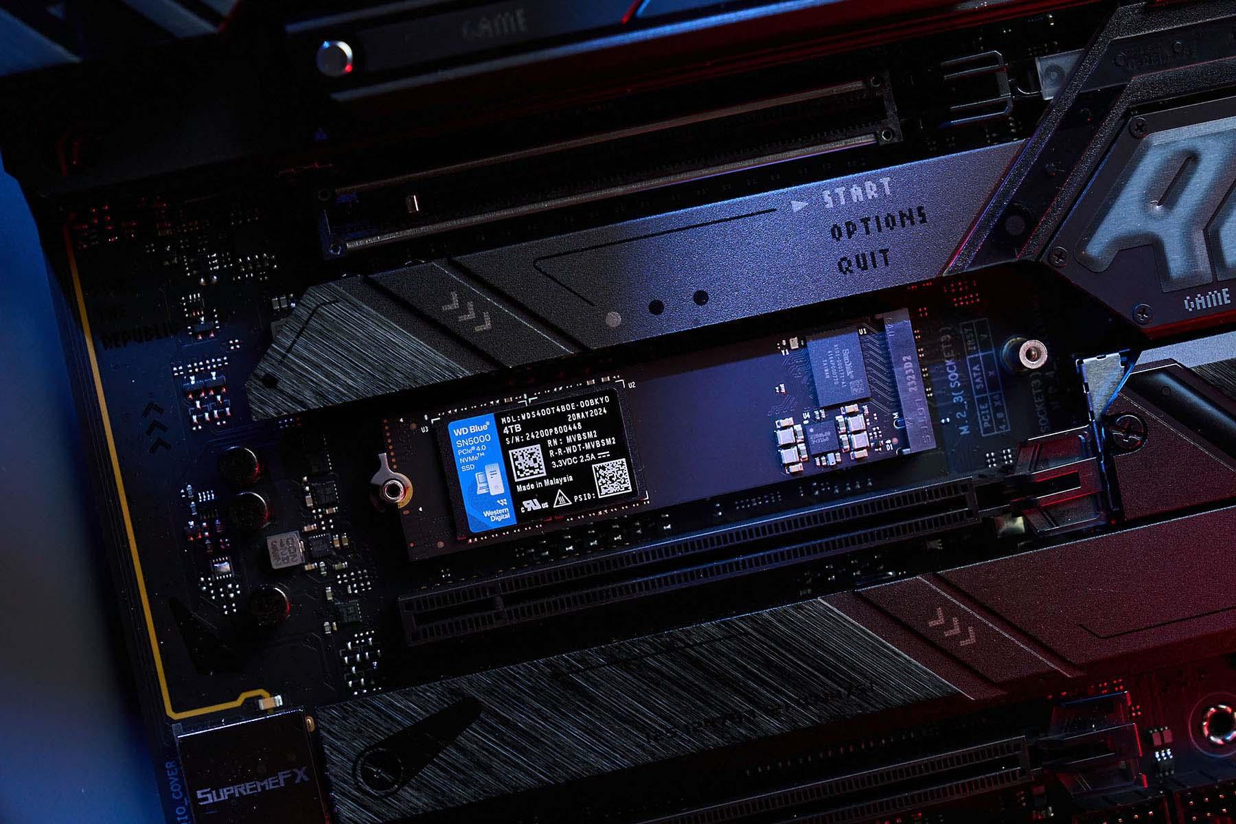加速 AI 應用程式和工作流程：一次滿足生產力應用的 WD Blue SN5000 PCIe 4.0 4TB SSD