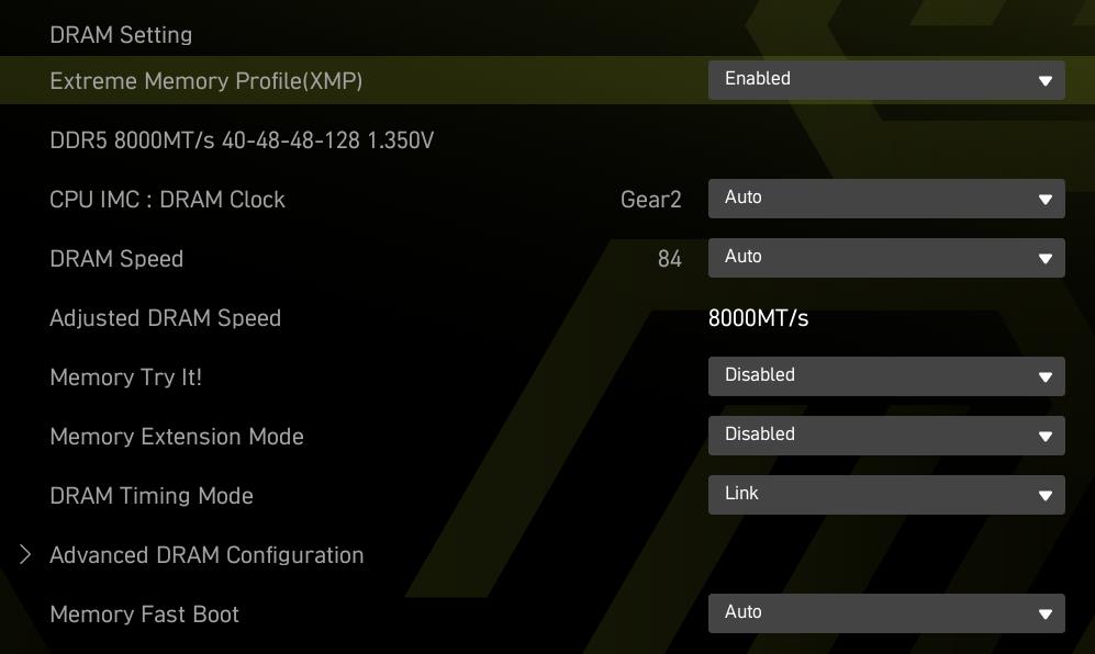 記憶體部分則透過XMP自動超頻至DDR5-8000。