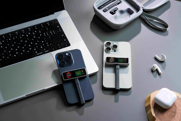 Maktar 新世代 PSSD 固態硬碟 MiniMax：拇指大小的迷你外型，可以邊錄影邊儲存