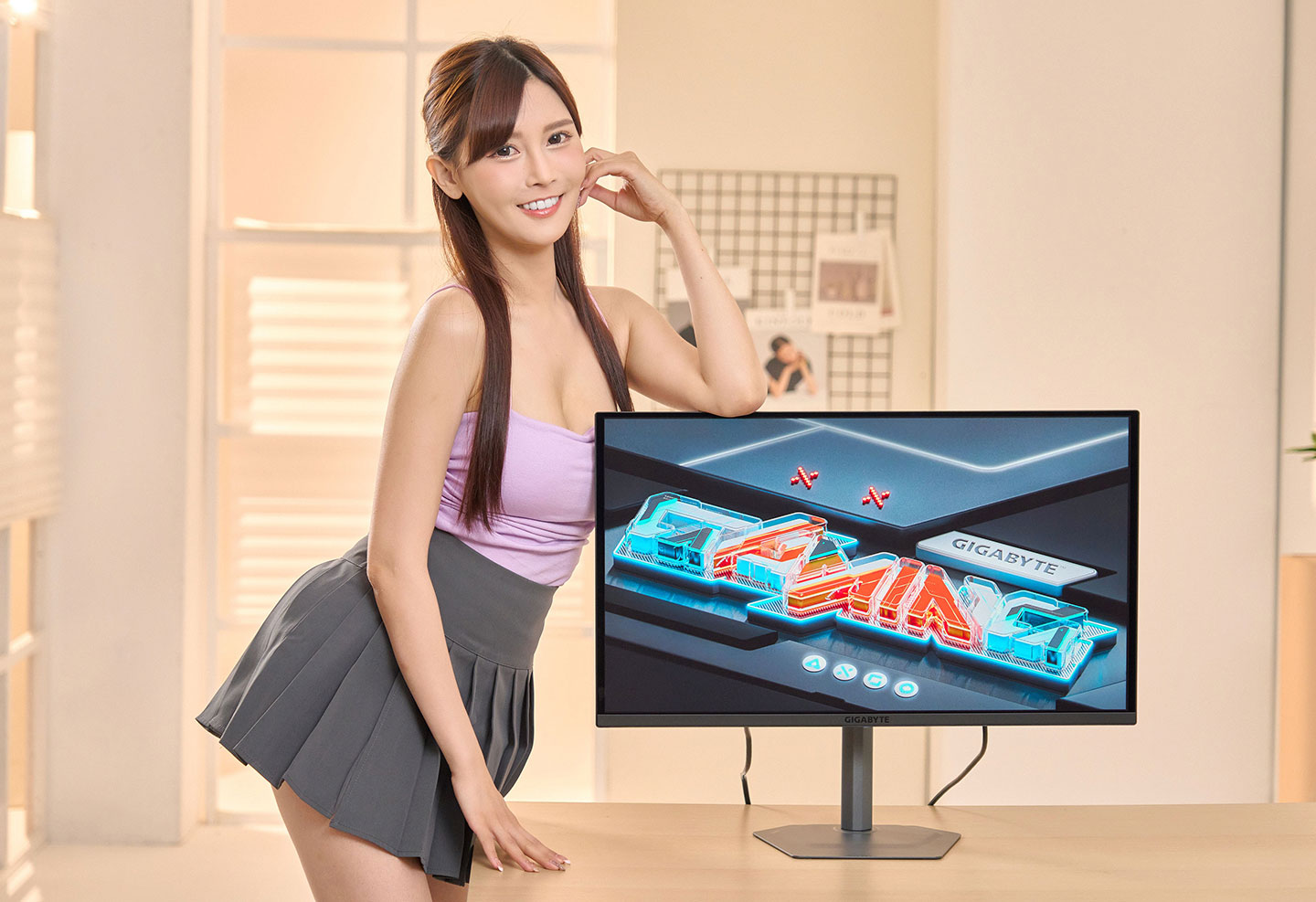 MO27Q2 擁有主流的 27 吋大小與 2K240Hz 的顯示規格，能符合絕大多數玩家桌面深度的視距的需求，也能搭配大部份電腦硬體效能。