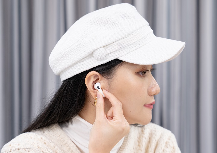 AirPods 新技能解鎖？搭配 iOS 19 下，將提供即時翻譯功能