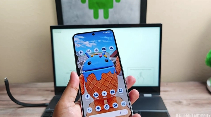 外媒 Android 16 桌機模式搶先測試：手機插上螢幕秒變電腦，一眼分不出是Windows 11還是Android