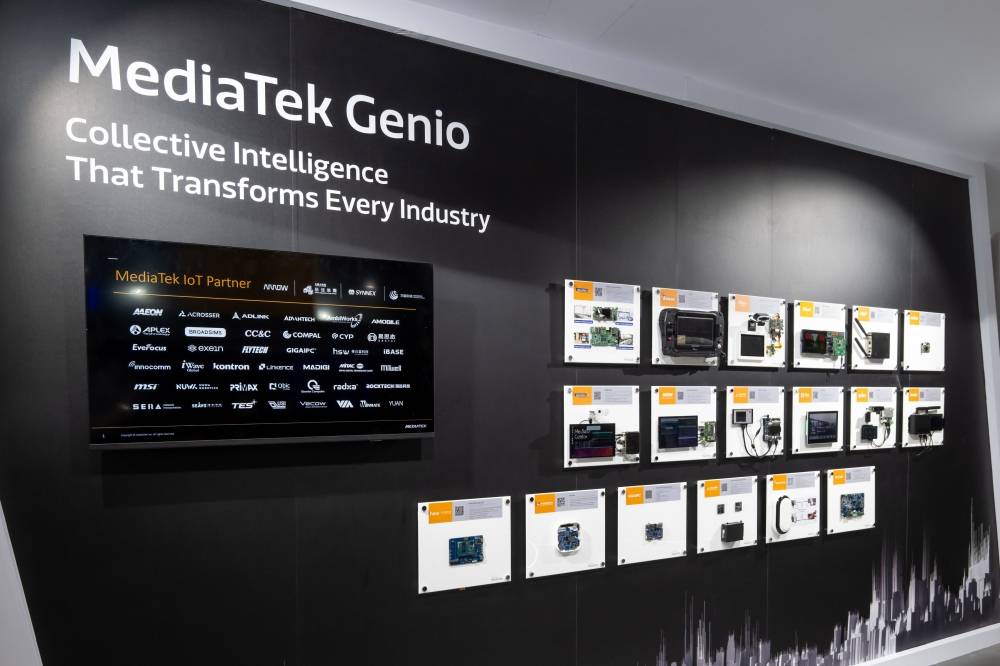 【COMPUTEX 2025】聯發科展出 AI 客製化晶片與混合運算方案，結合 5G、邊緣 AI 與智慧汽車技術