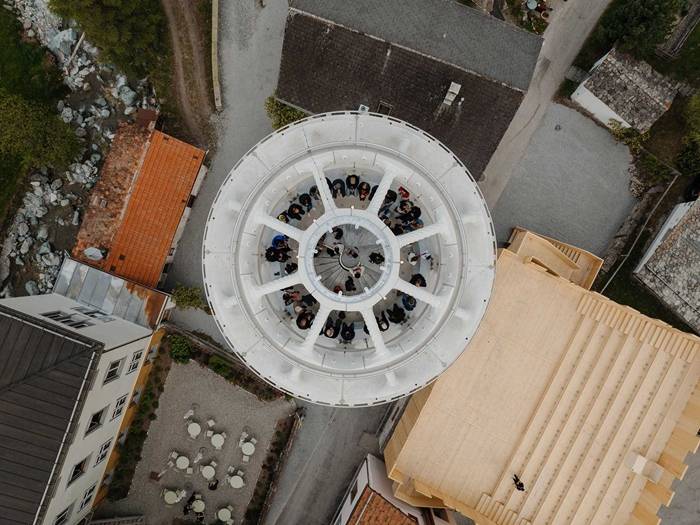 全球最高 3D 列印建築 Tor Alva 現身瑞士阿爾卑斯山，高達 29.87 公尺、124 個構件堆疊而成