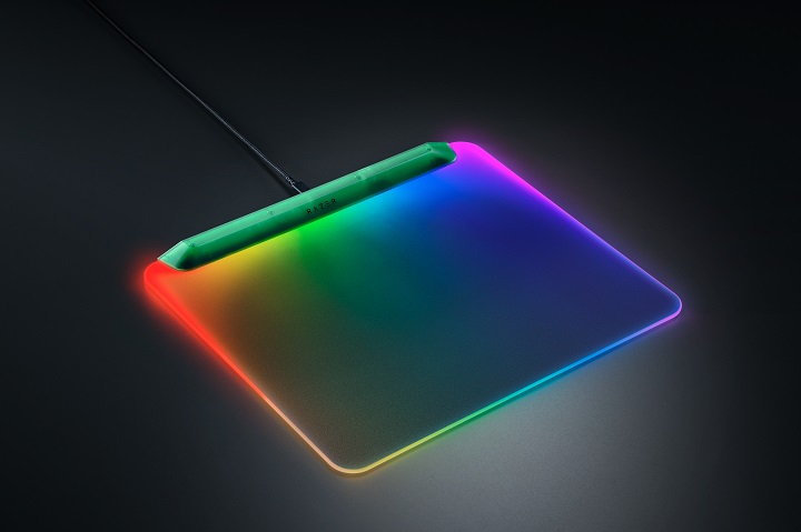 Razer 發表全新 Phantom 系列：透明設計結合 Chroma RGB，四款電競周邊先發