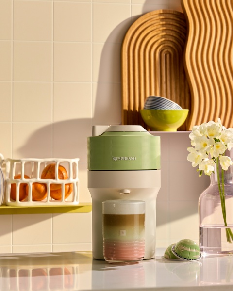 Nespresso 攜手「承繼」打造開心果咖啡聯名甜點！限定開心果綠咖啡機與新品優惠同步登場