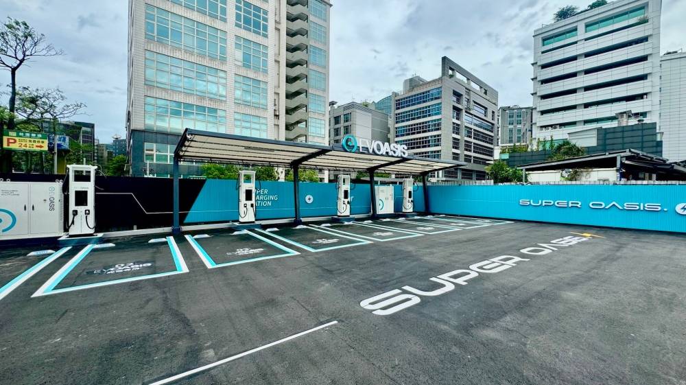 EVOASIS 電動車快充站點突破 102 站，全台限時回饋充電金活動開跑