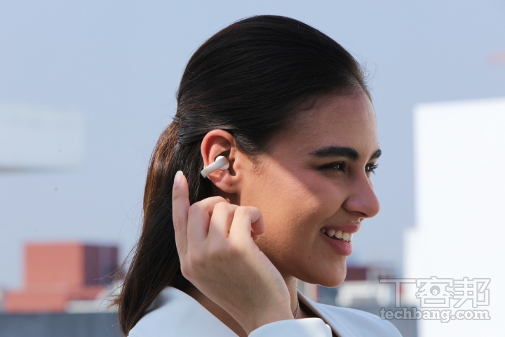 有鑑於每個人的耳型條件和音色偏好不同，因此，為了買到最符合需求的產品，建議先到門市試戴試聽最準。