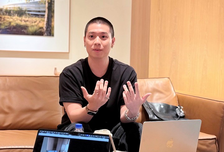 身為深度倚賴 Apple 生態系的創作者，進藤喜彥對即將登場的 iOS26 也充滿期待。