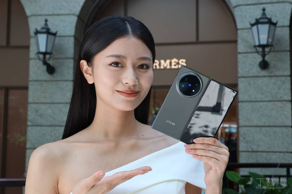 挑戰最超值大摺疊機！vivo X Fold 5 售價公佈只要 52,990 元