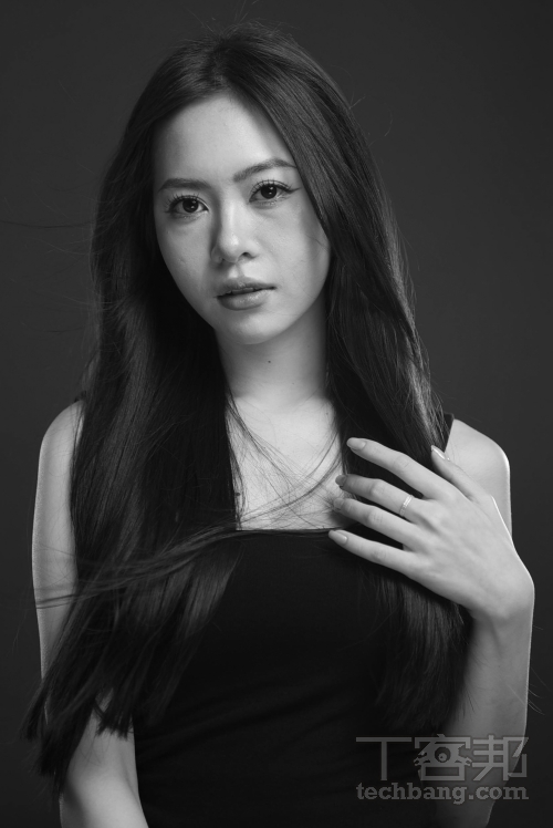 柔光能提供豐富的細節紋理,適合表現如人像的細膩情感。