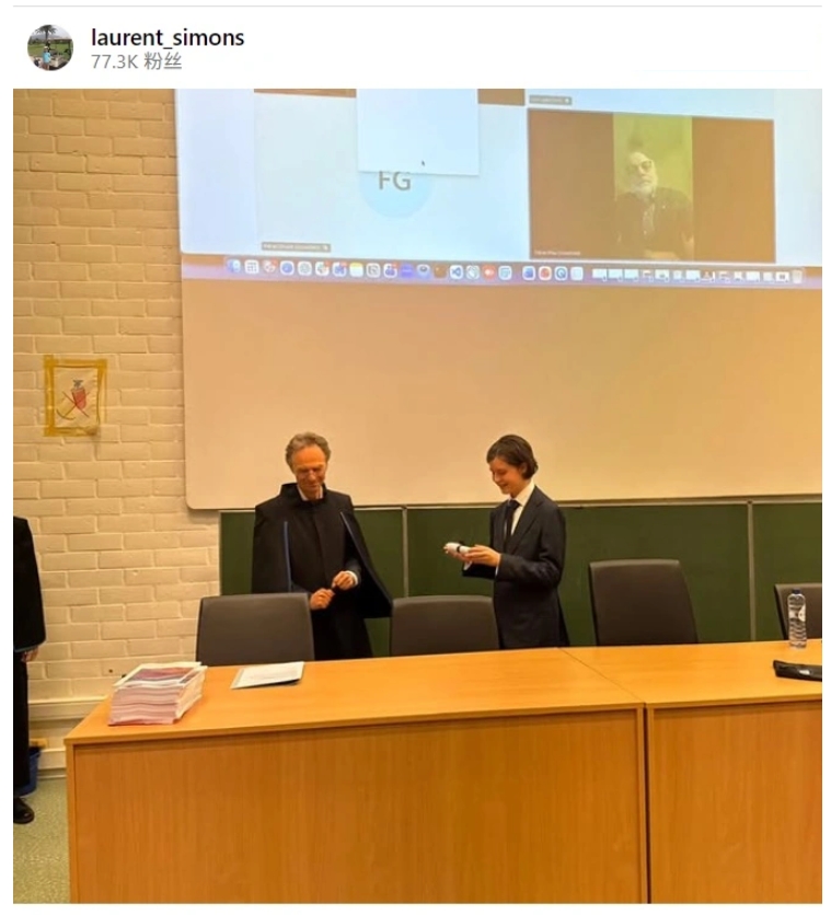 15歲就拿到量子物理博士！比利時天才少年下一步要用 AI 打造「超級人類」